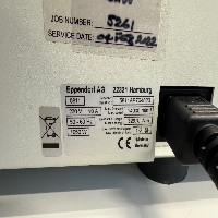 Eppendorf 5810 R Refrigerated Centrifuge image 1